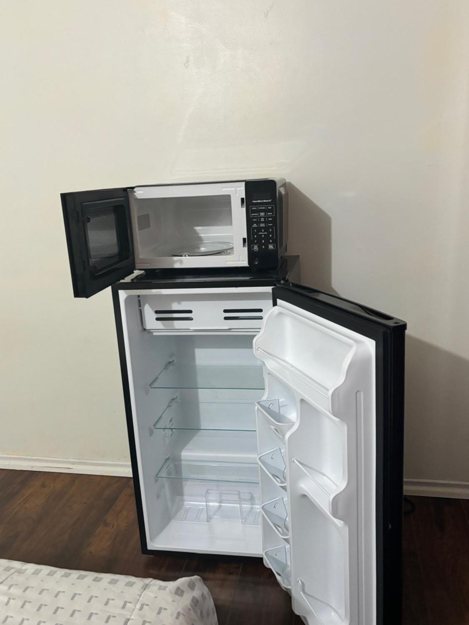 Bright Queen Room Close To Sheridan College And Airport Brampton Zewnętrze zdjęcie